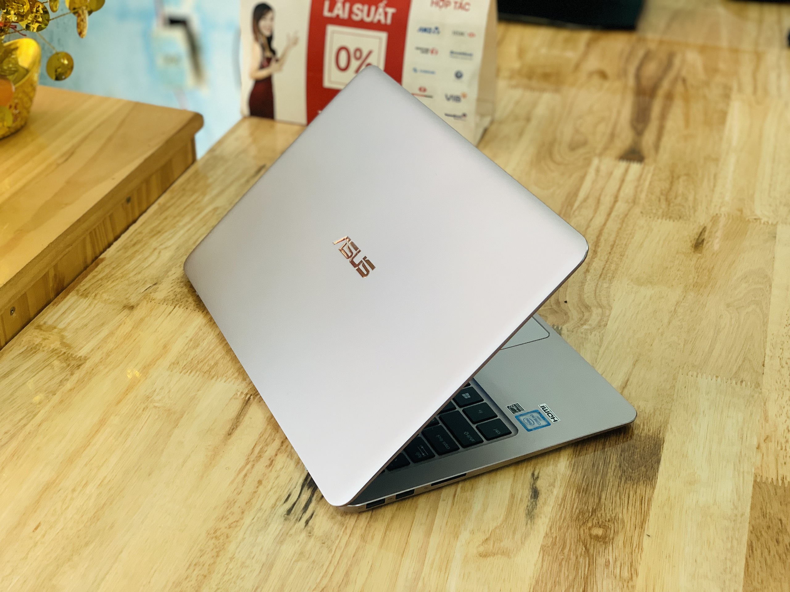 laptop Asus UX305CA