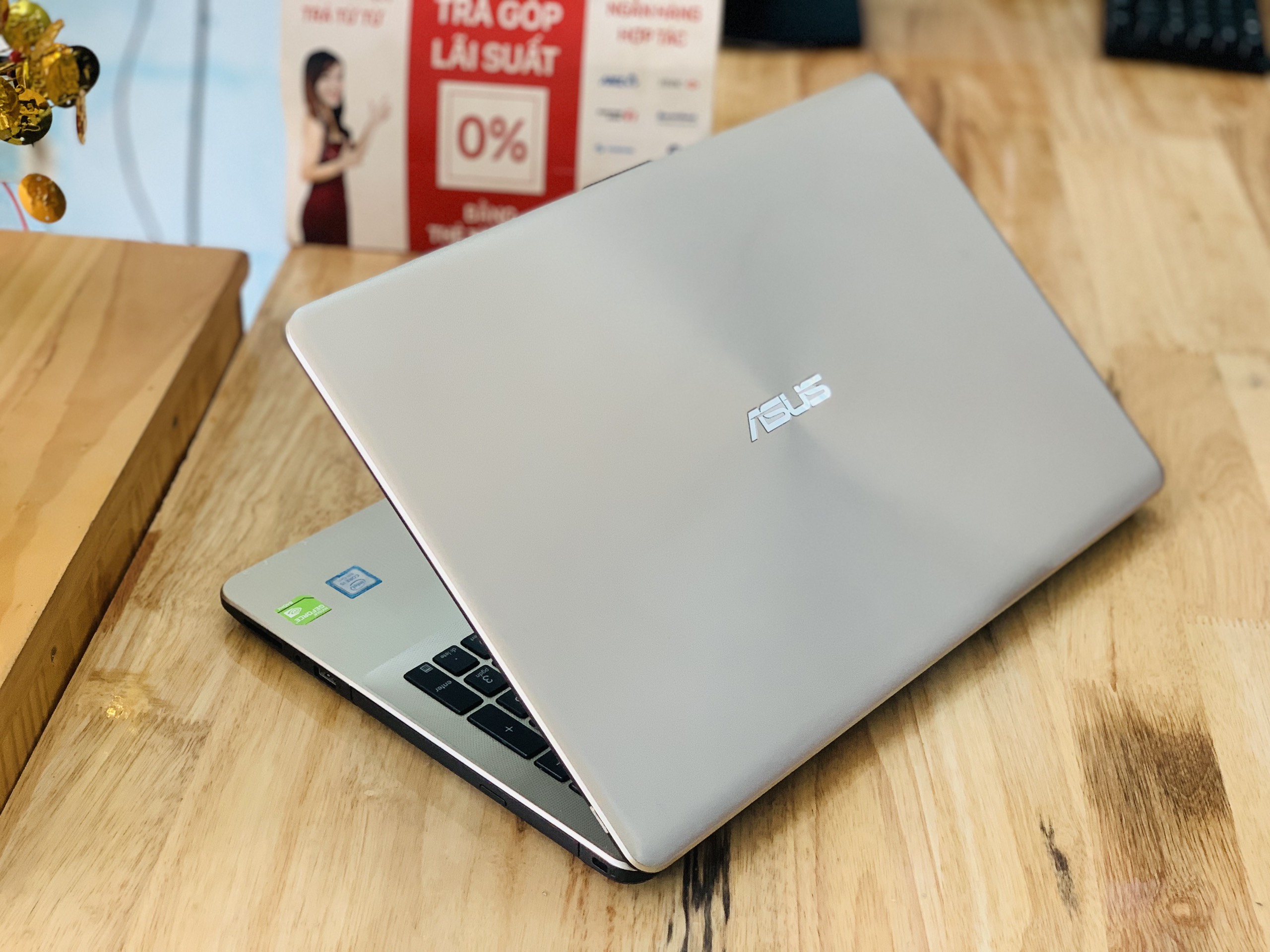 Laptop Asus X542UQR